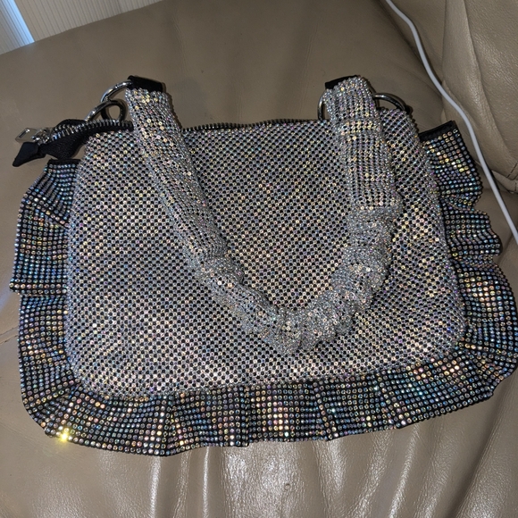 Purse - Picture 2 of 6